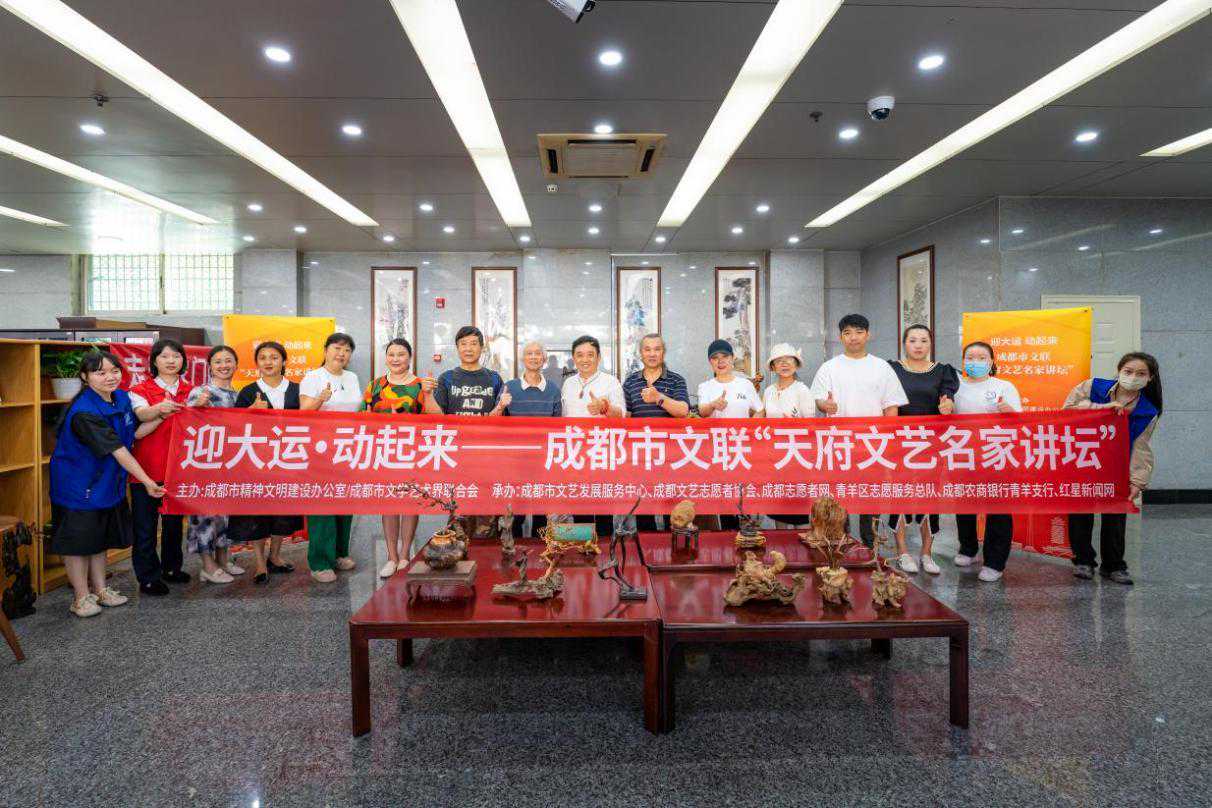 一根枯木如何变废为宝？ 一起走近非遗根雕技艺