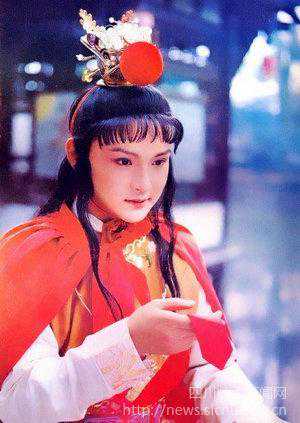 贾宝玉、林黛玉、薛宝钗三人谜语的谜底解读