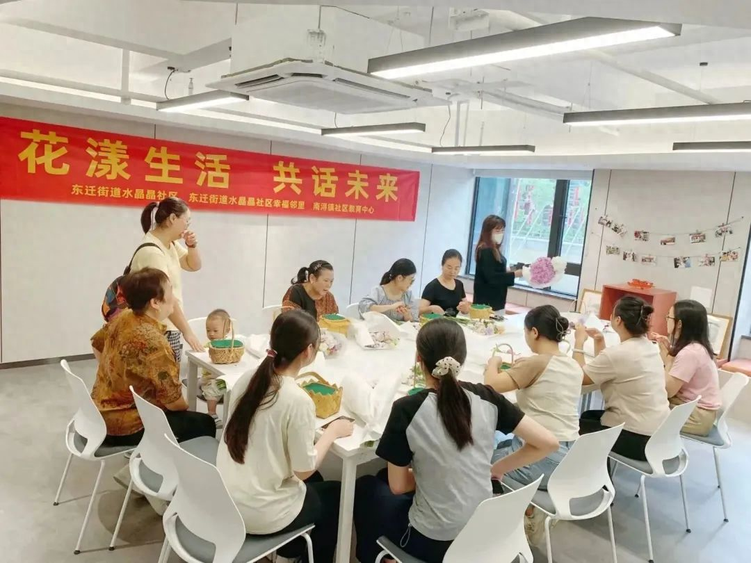 “垃圾分类事小却关键” 人大代表带头引领低碳生活新时尚