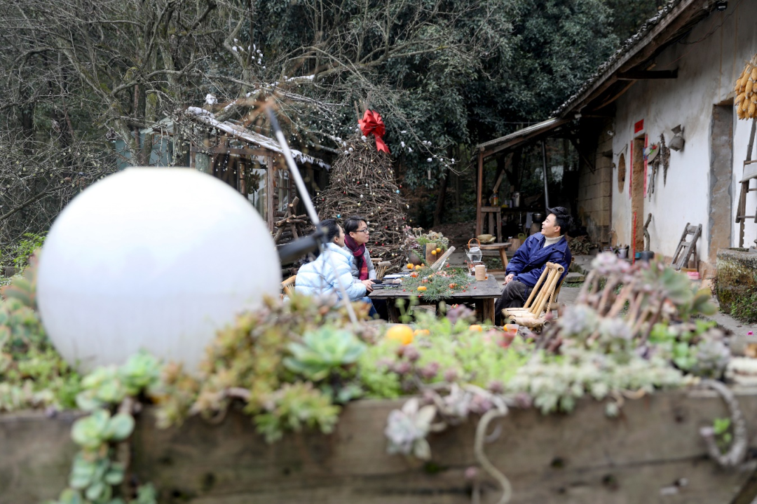 新春走基层 | 虎峰山上有个“艺术家村”