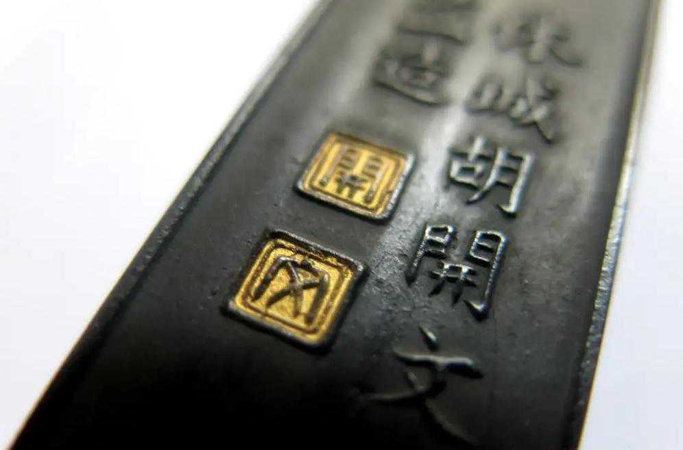 花楼街上“胡开文”