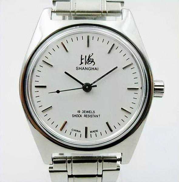 说说你记忆时代的老式上海牌手表
