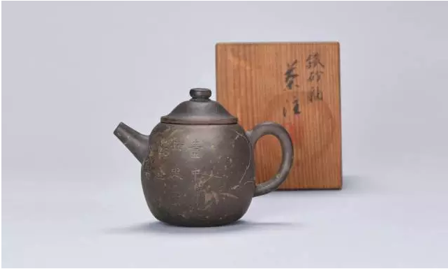 一百多年前远赴东瀛，他是“制陶祖师”，也是孤独隐士