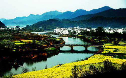 小城故事多——那些“来了就不想走”的特色小镇