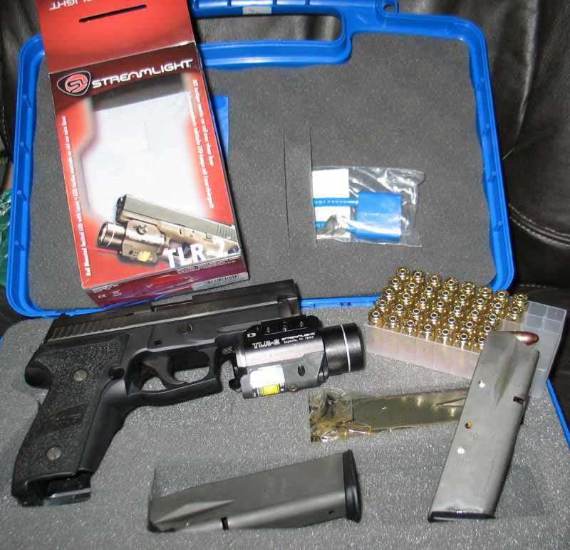 德国/瑞士-SIG P229手枪