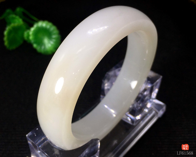 好好的镯子，怎么就裂了？