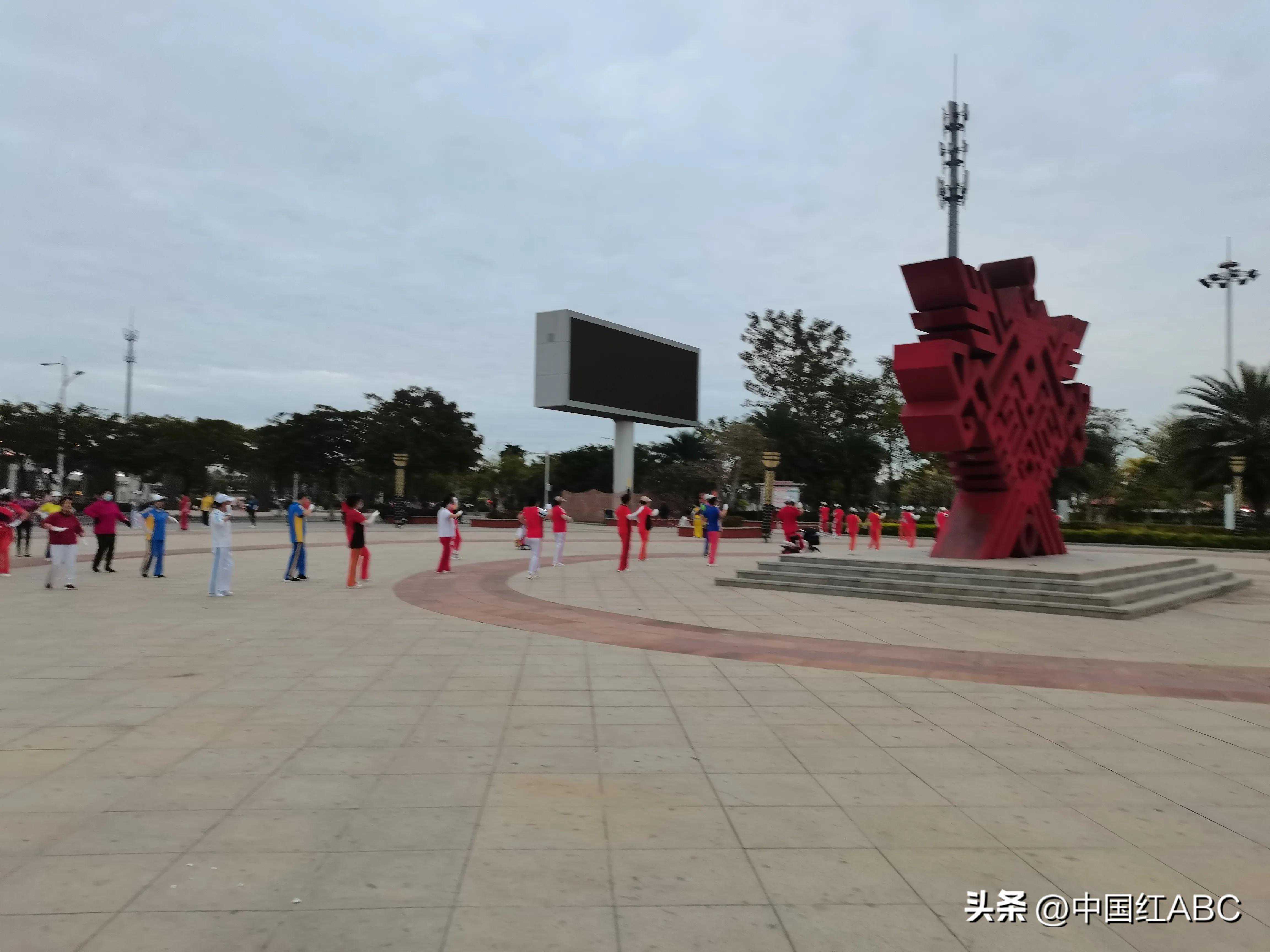 鉴定瓷器应从哪几个方面入手