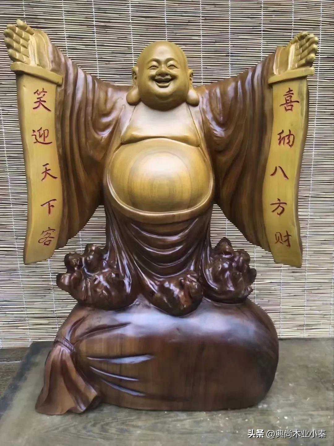 根雕摆件，当艺术遇上自然之美