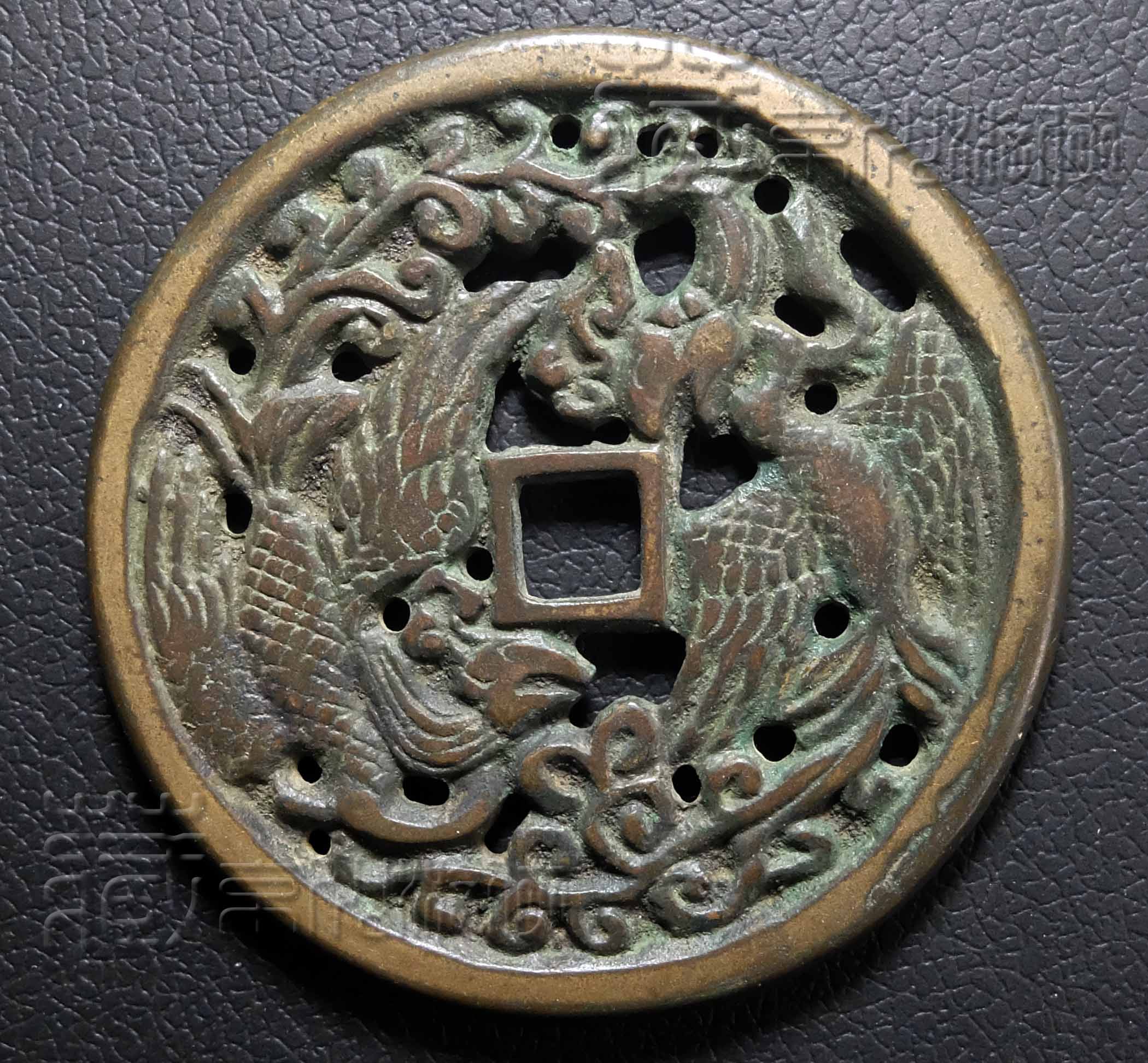 稀罕的金代《双凤纹镂空合背》大型宫钱欣赏
