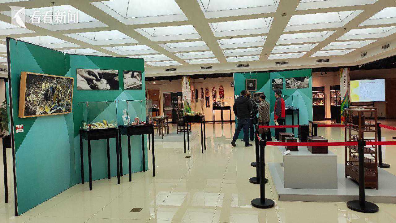 年轻人爱收藏啥？市民收藏大展时隔十年再度亮相