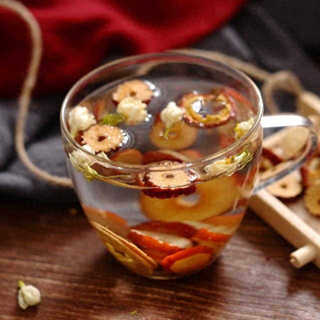 每天用干山楂片泡水七大益处 值得收藏