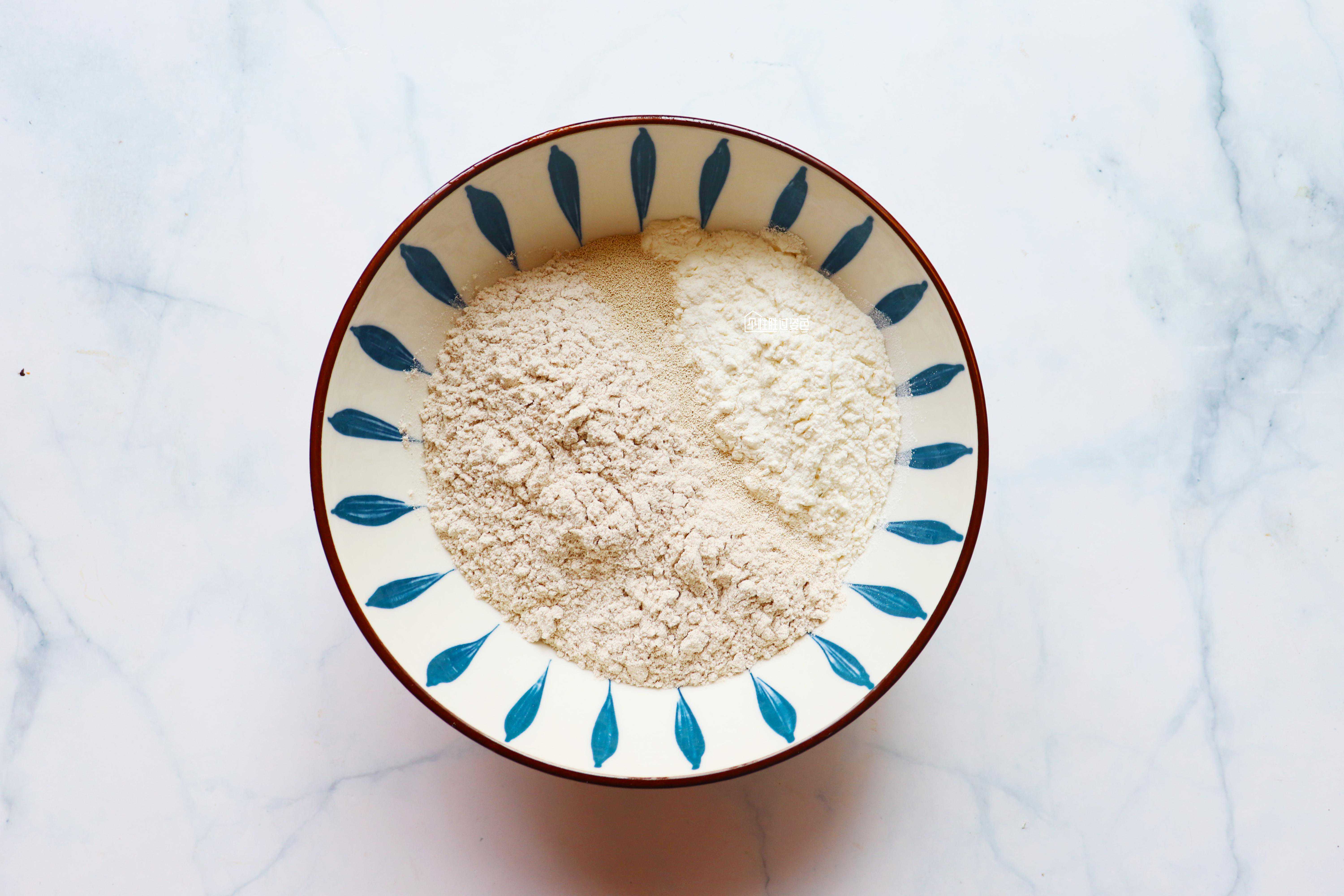 减肥期间也可以放心吃的馍夹肉，热量只有108大卡，果断收藏