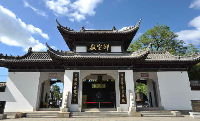 史上最全瓷器釉彩档案，再也不怕不懂装懂了，赶紧收藏起来。