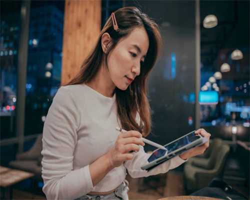 中国云南普洱茶茶人书画家丁焕东先生简介